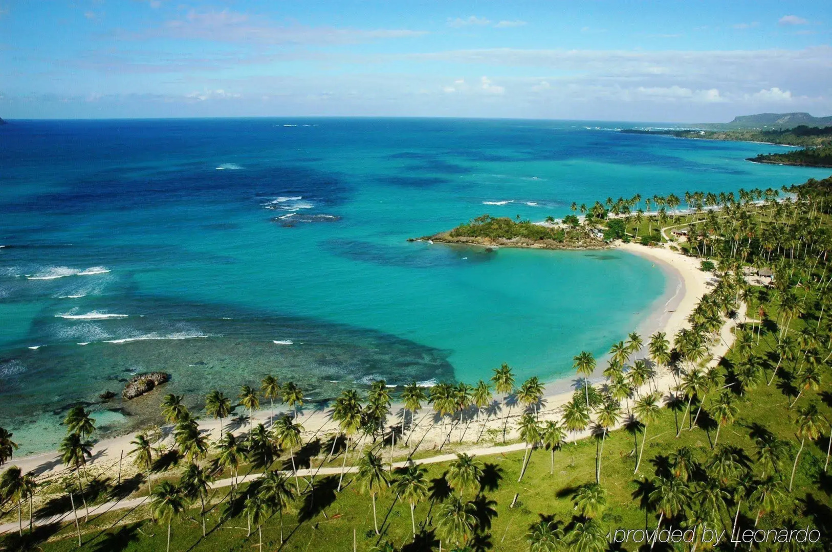 The Bannister Hotel & Yacht Club