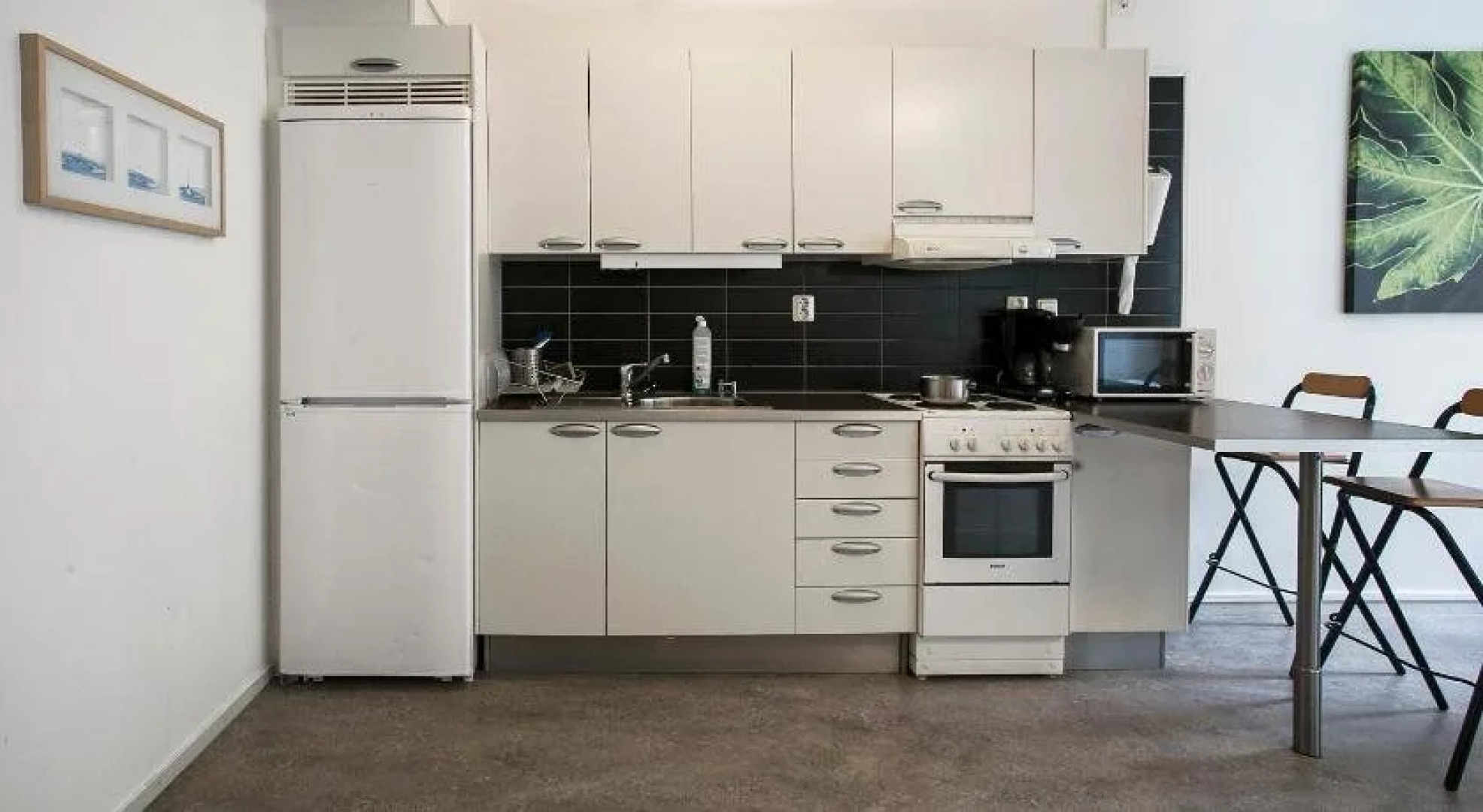 Slottsskogens Hostel