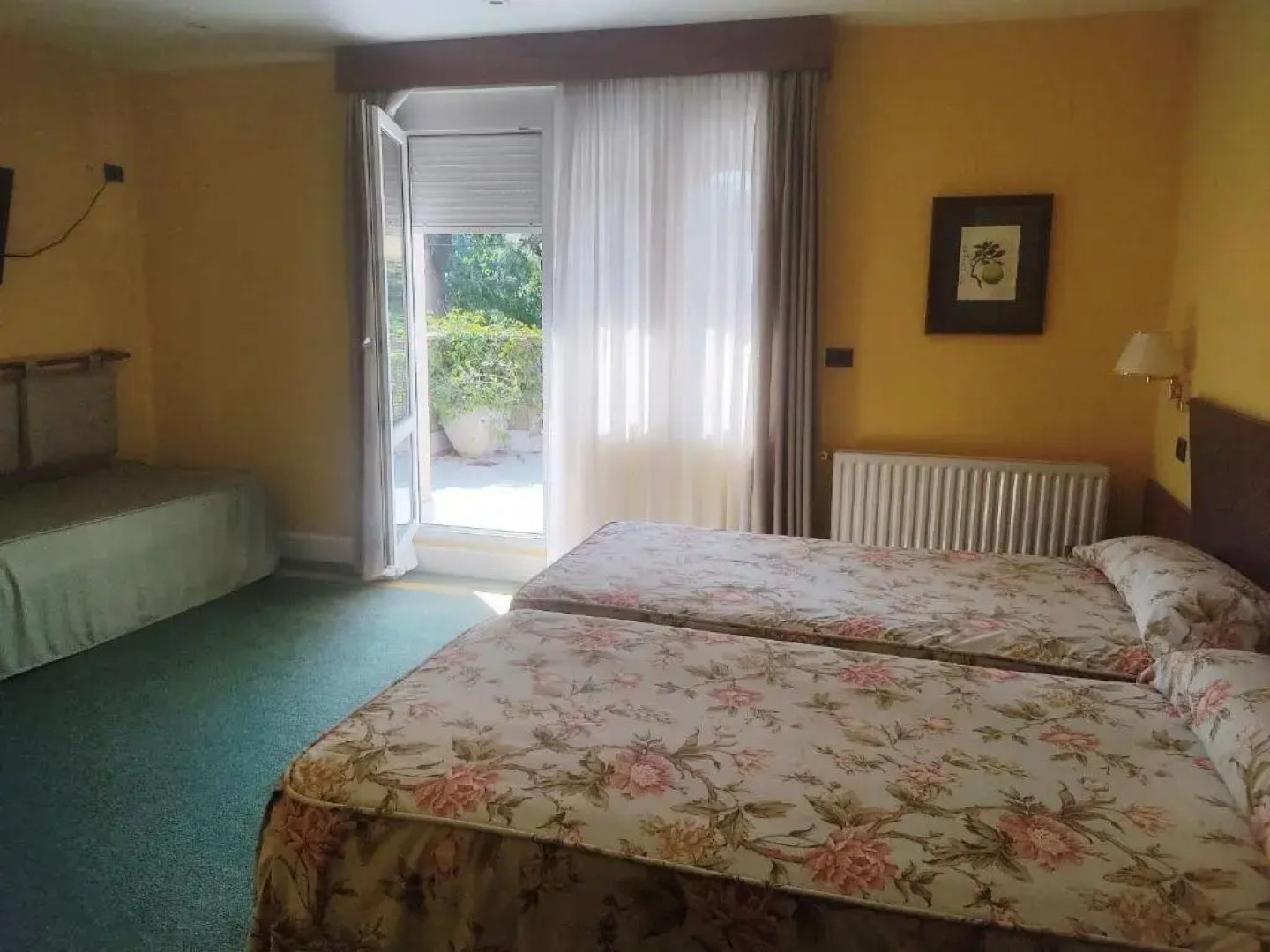 Hotel Suite Mioño Castro