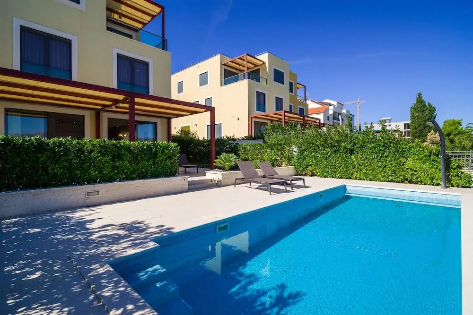 Acadia Beach Villas & Apartments Slatine