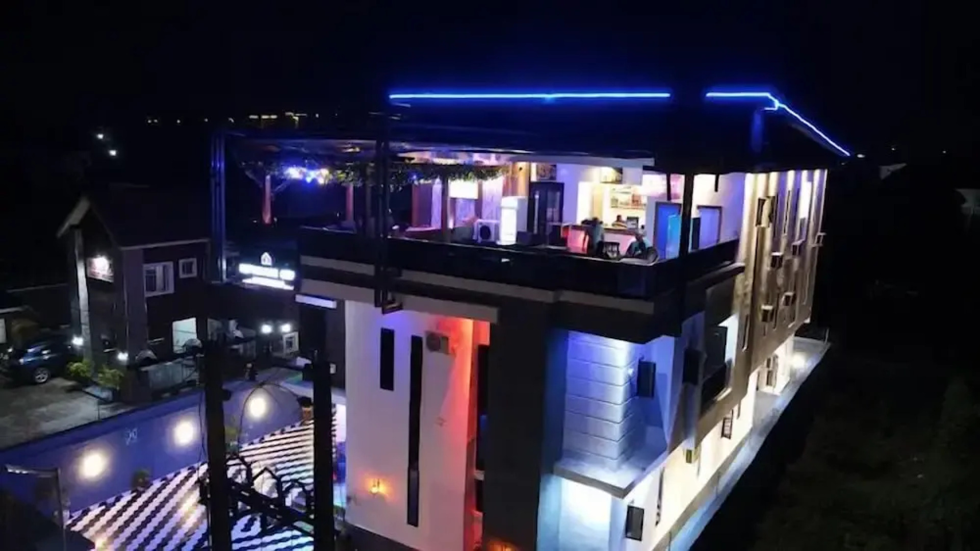 Republican City Apartment