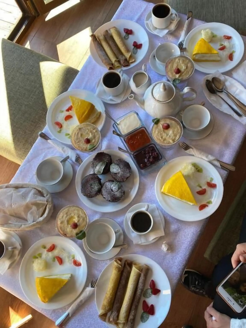 Elbrus HiLoft Hostel