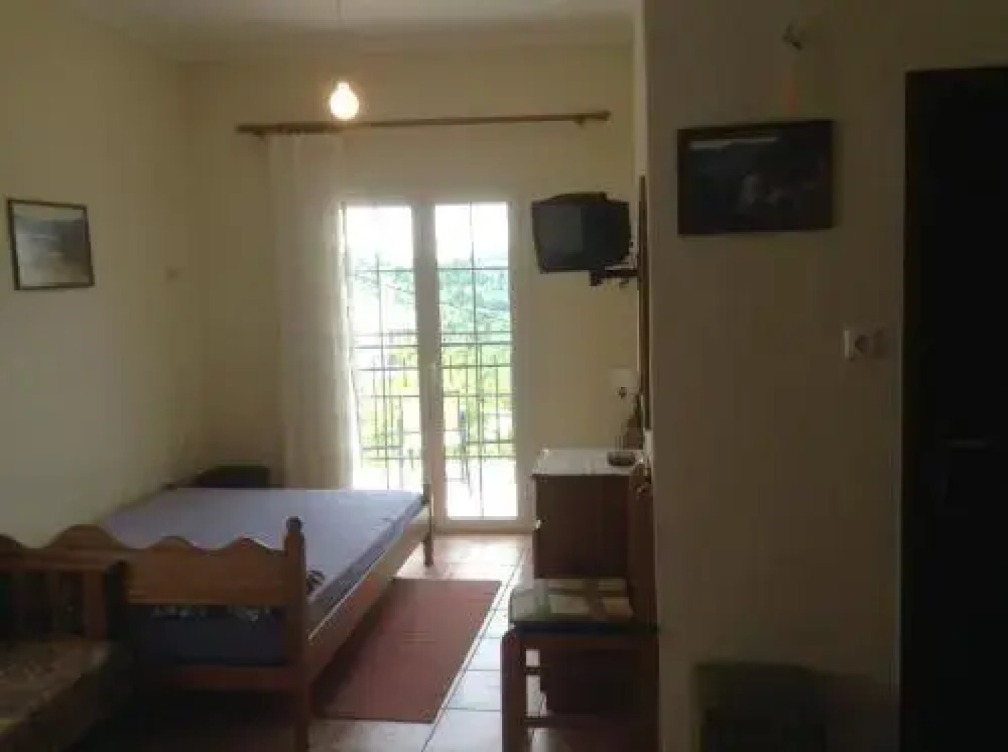 Guesthouse Kastanias