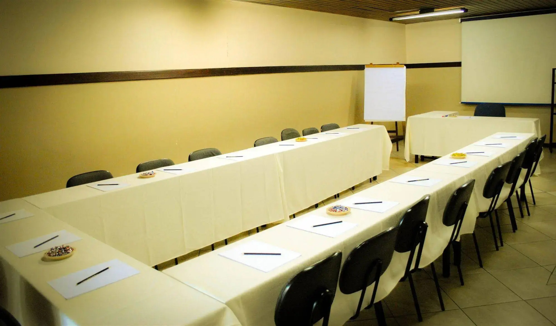 Cezanne Plaza Apart Hotel