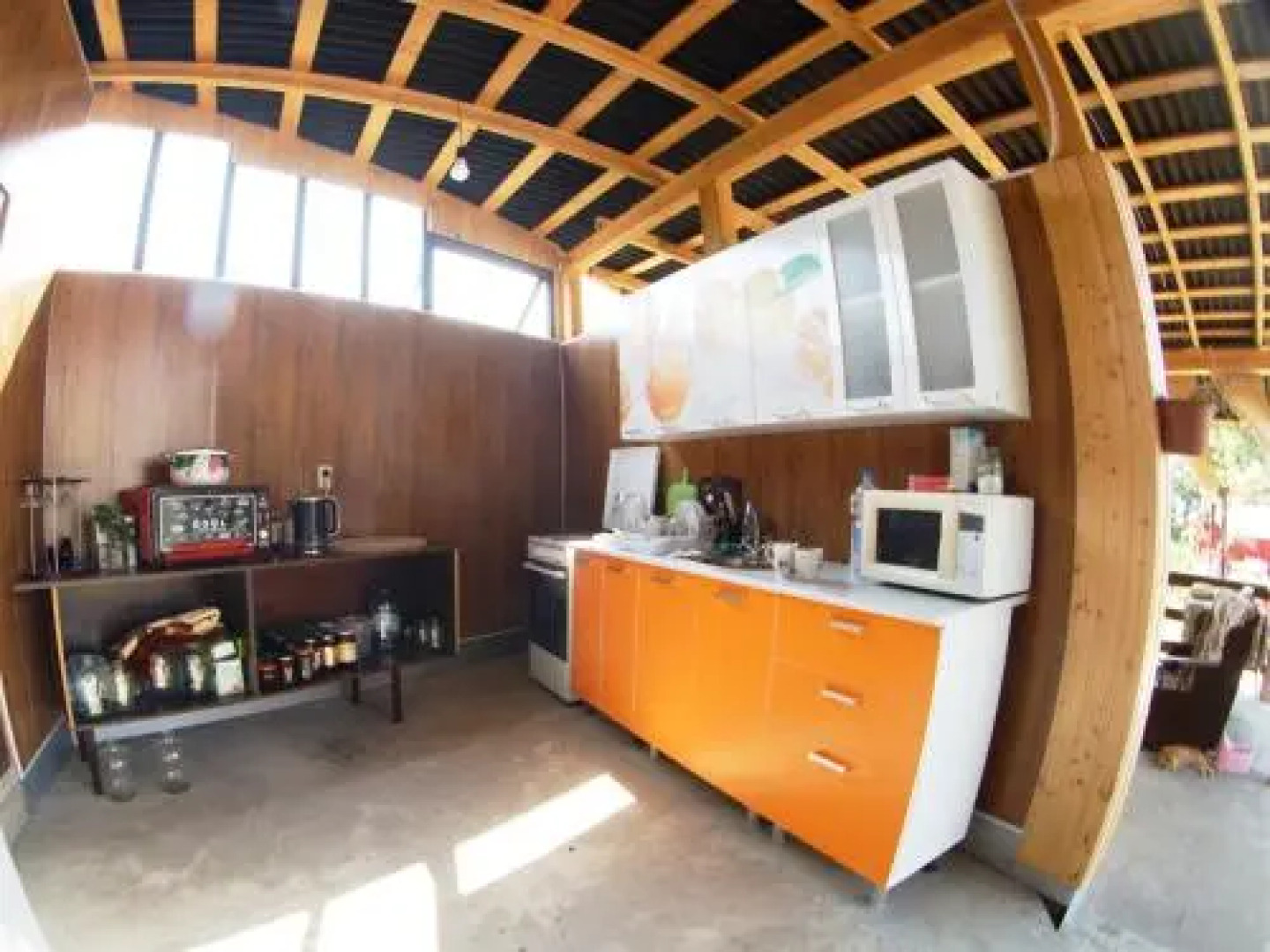 Guest house on Shaumyana