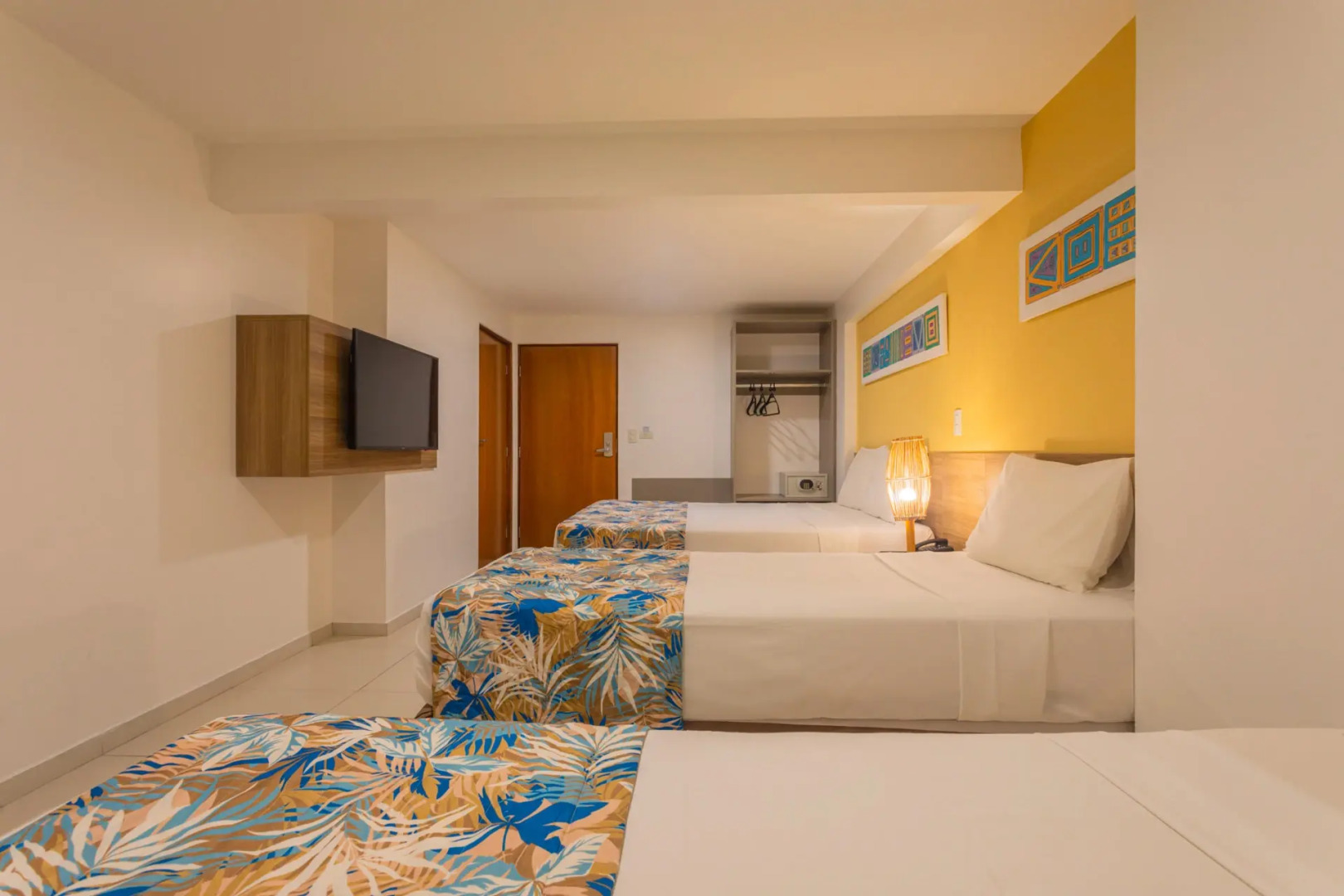 Slim Pajuçara by Tropicalis