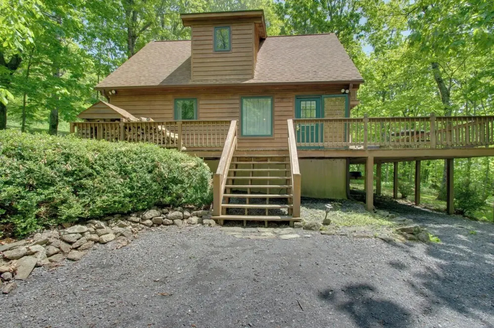 Wintergreen Resort Retreat w/ Hot Tub!