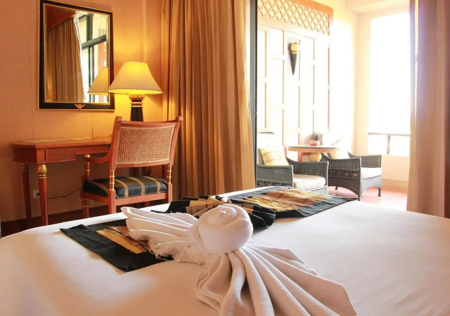 Pavilion Queen's Bay