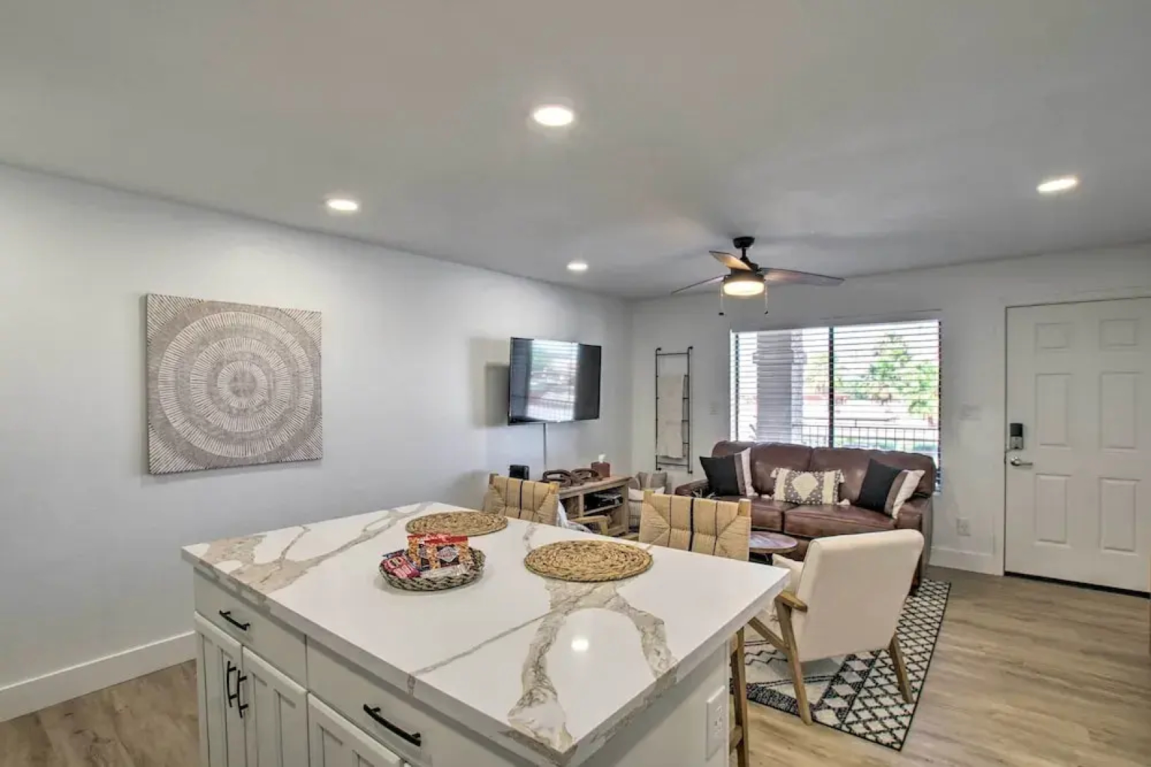 Pool Access: Mtn-view Condo in Apache Junction!