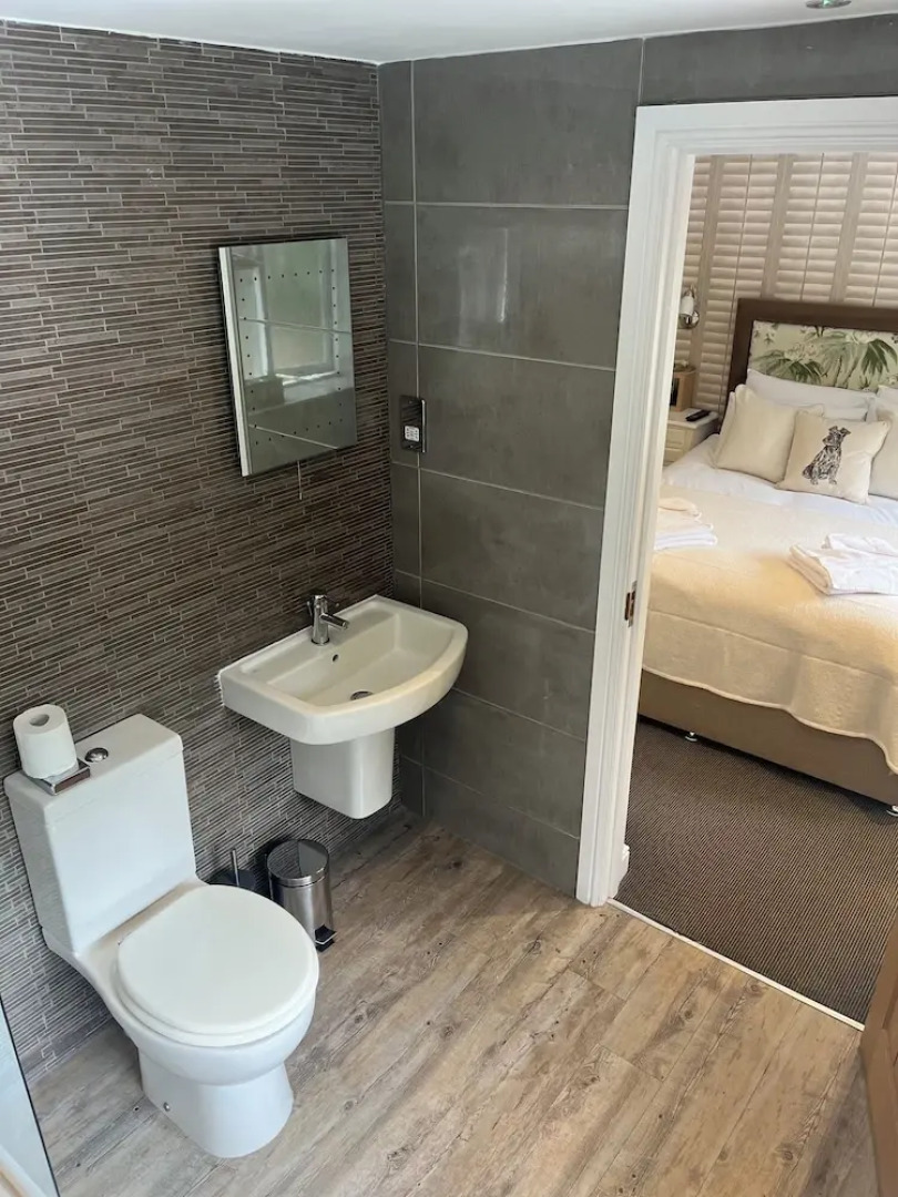 The Olde Coach House Inn