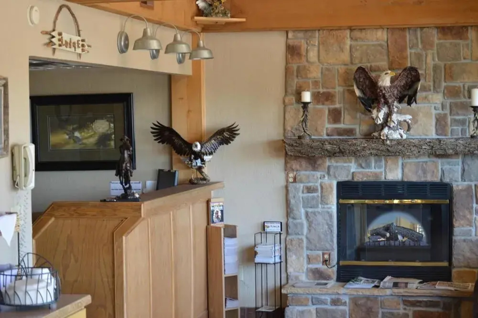 American Eagle Inn & Suites