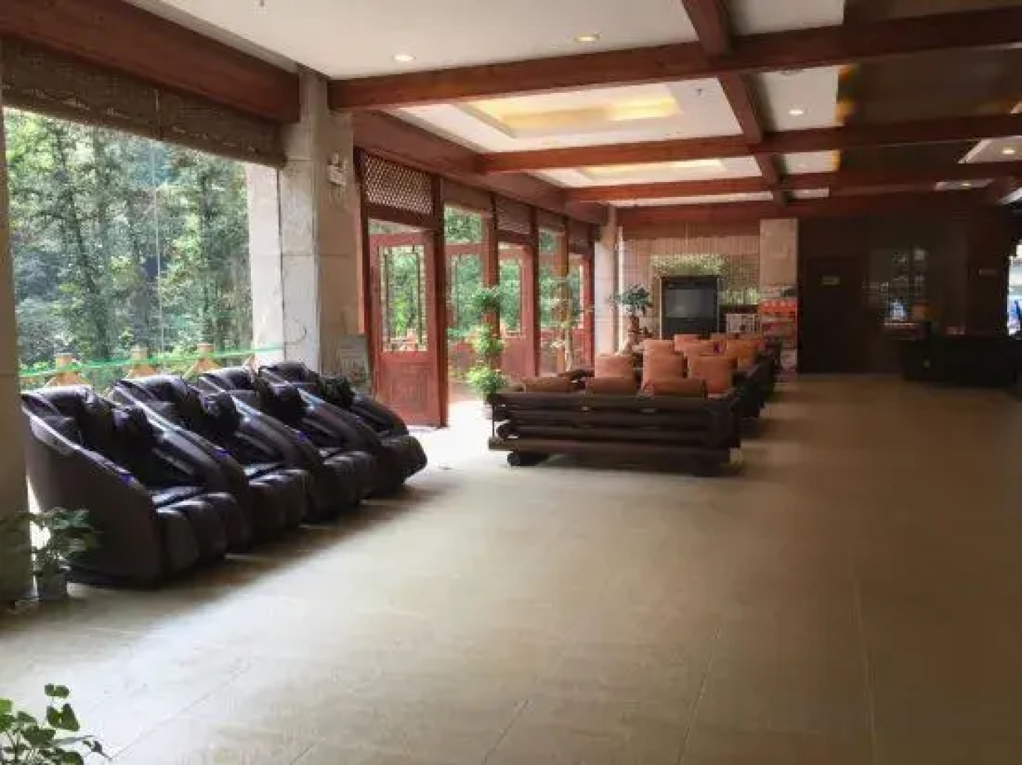 Longsheng Hot Spring Resort