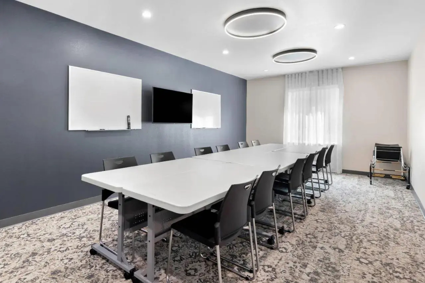 Everhome Suites San Bernardino - Loma Linda