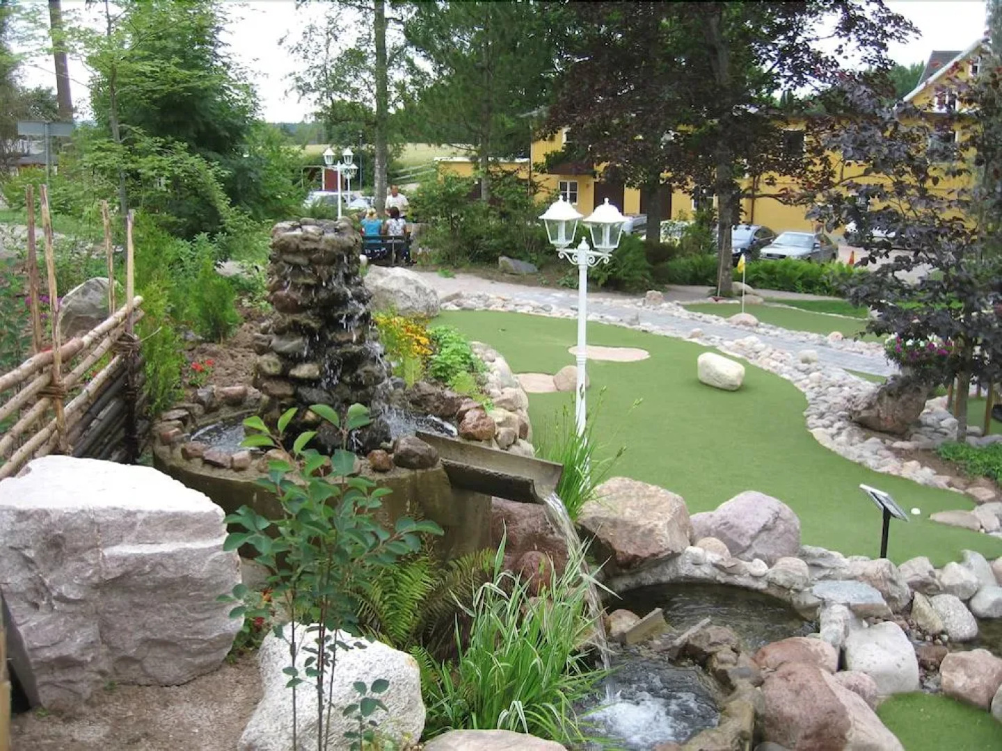 Vänhems Café & Vandrarhem