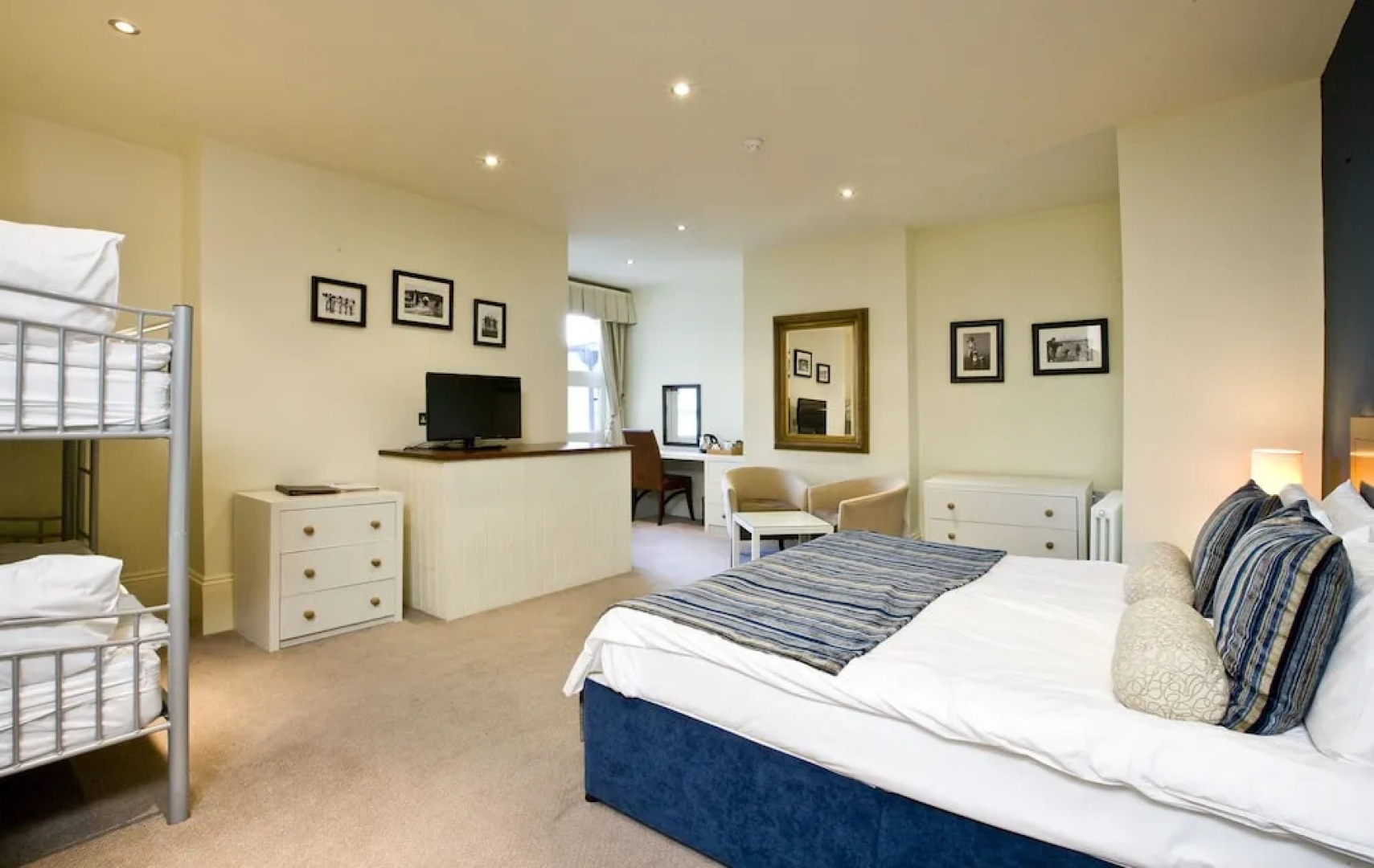 Royal Temple Yacht Club