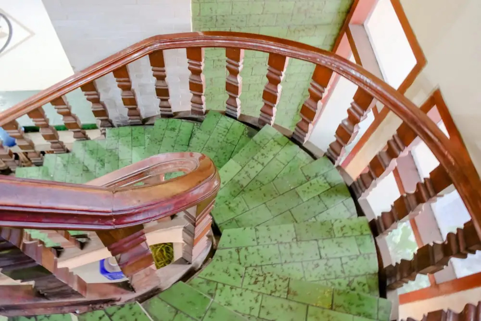 Spot On 1761 Hotel Dirgahayu