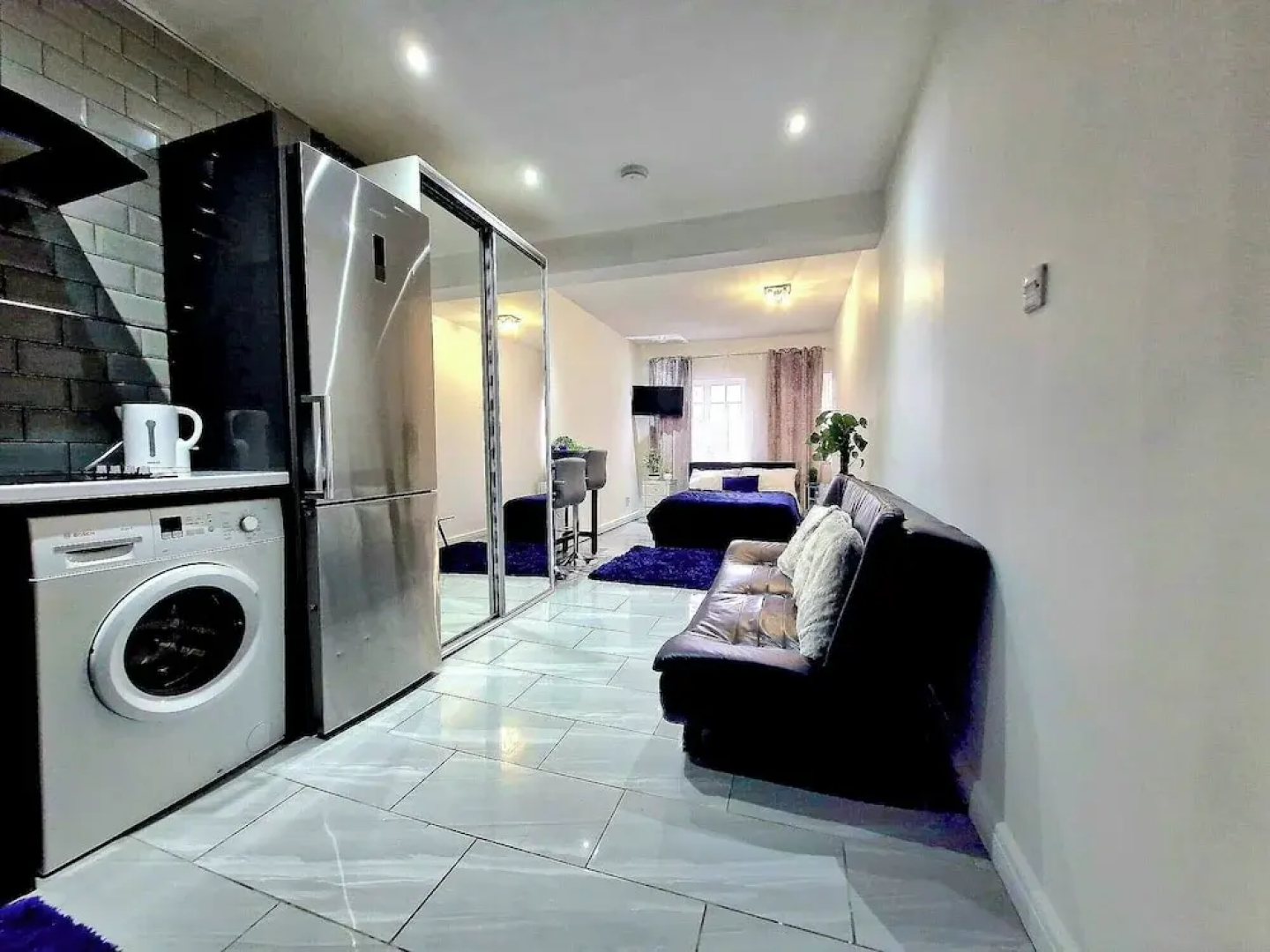 Seaside Bliss Apartment for Style and Comfort