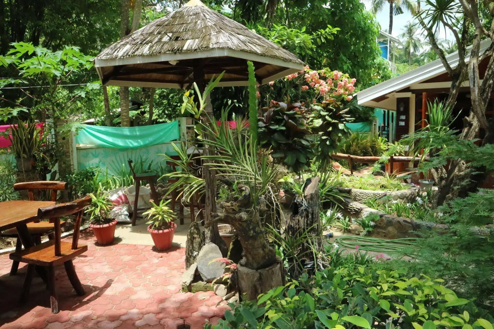 Peak House Garden Pension