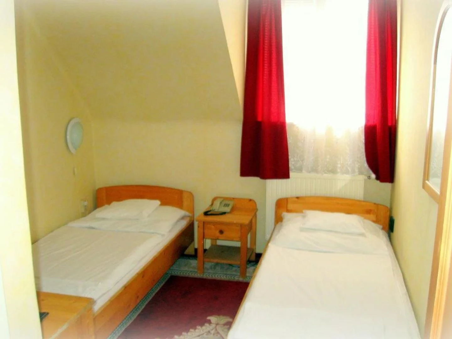 Oázis Hotel Étterem