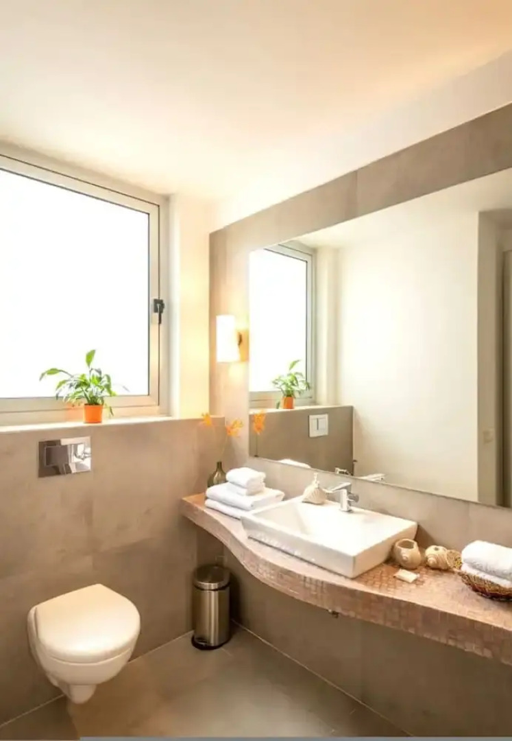 Modern Tropical 2bhk Near Beach Pool Garden