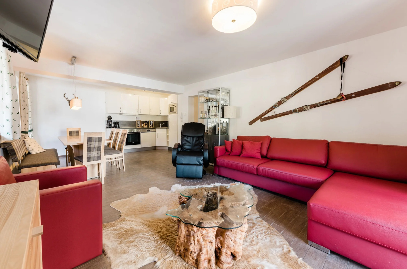 Appart Residence Kristall by Skinetworks