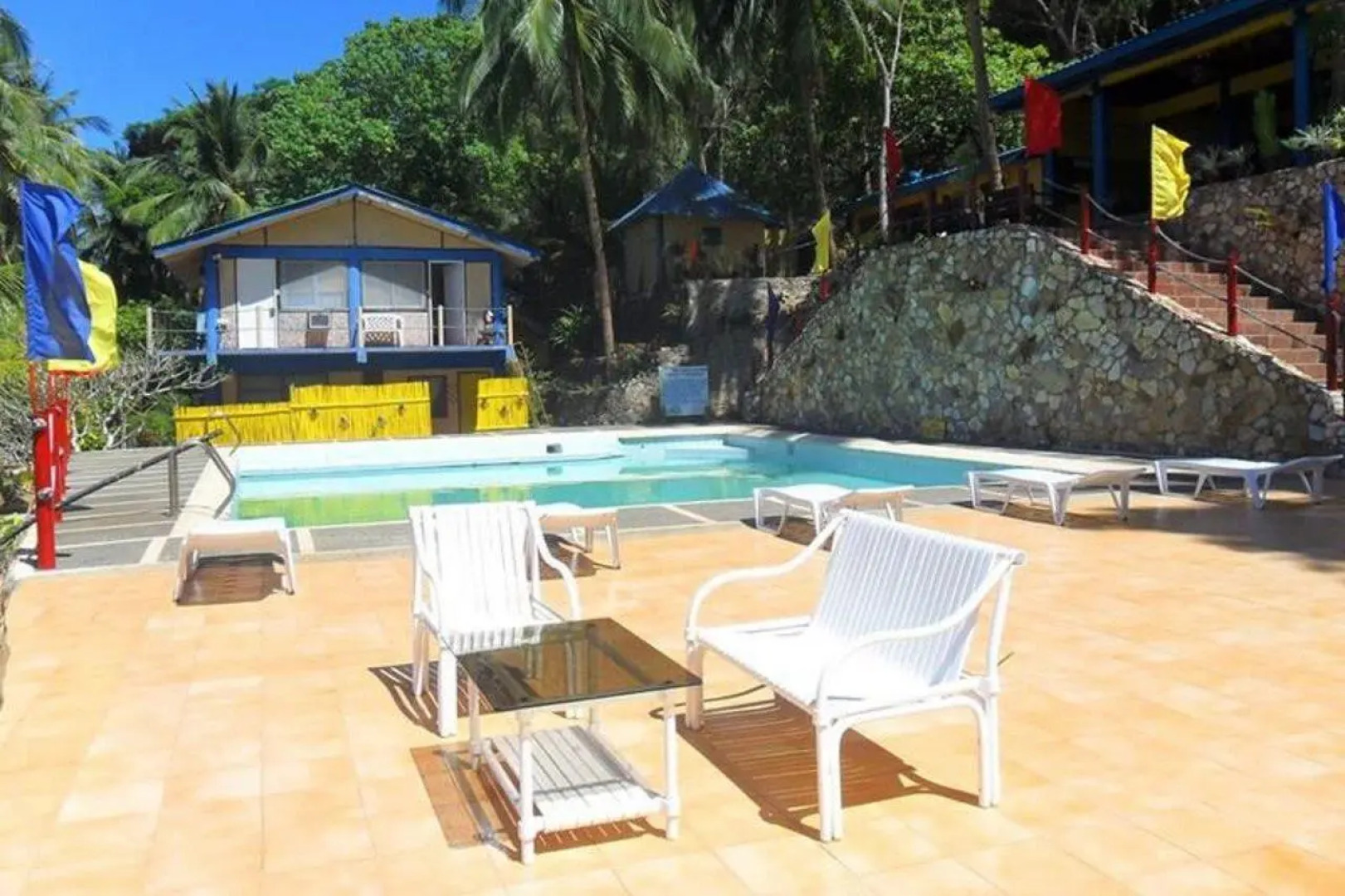 Dive Link Coron Adventure Island Resort