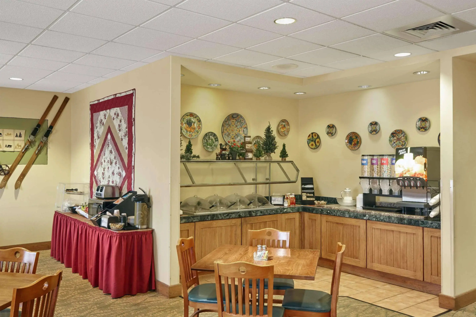 Howard Johnson Plaza Madison