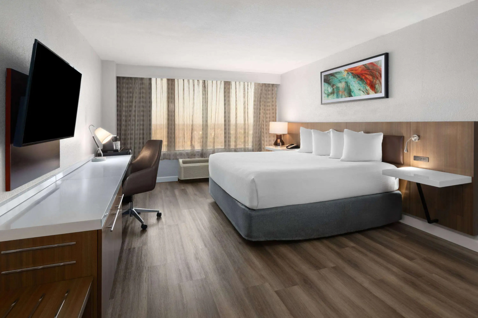 Wyndham Garden Norfolk Downtown