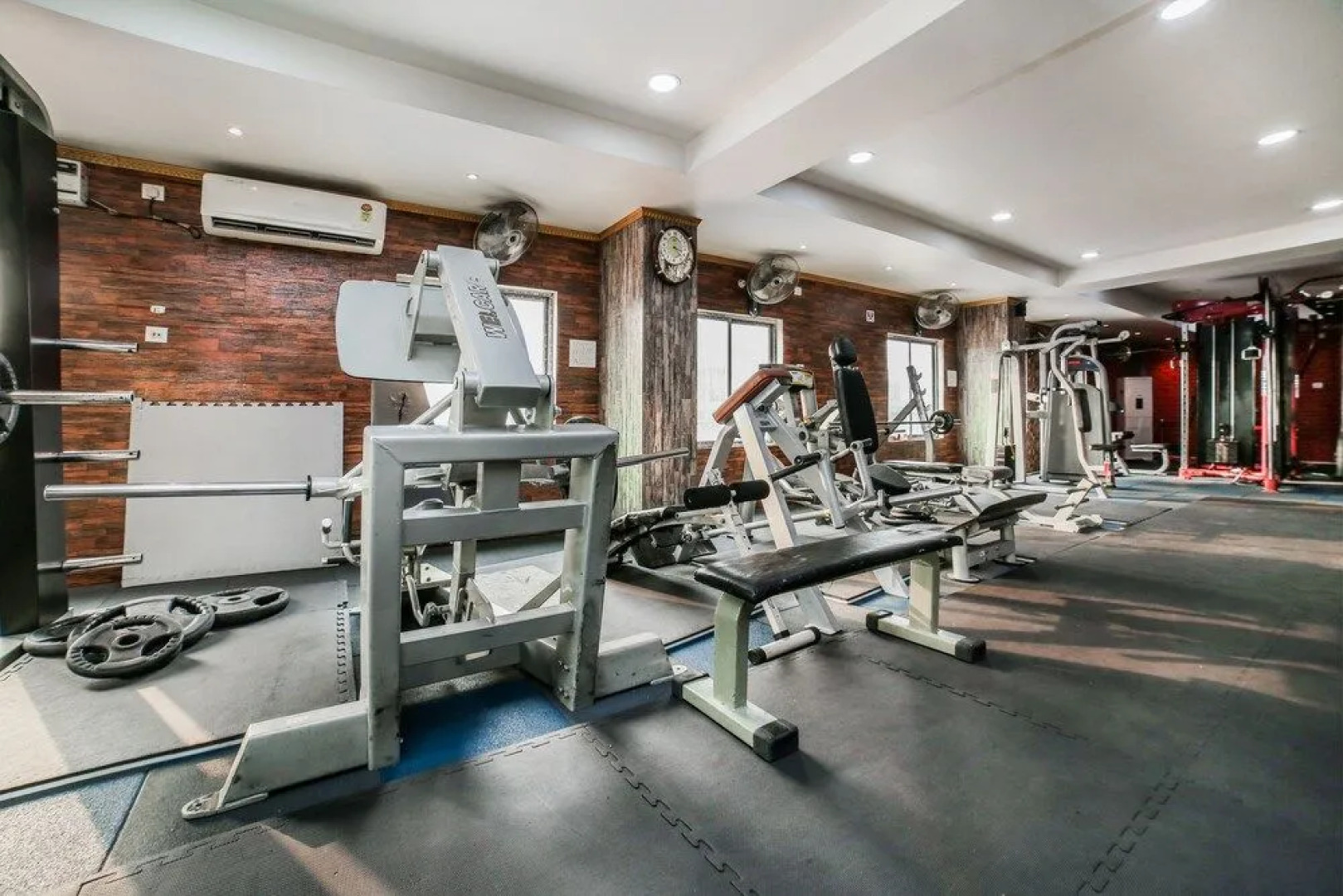 OYO 23682 City Lodge