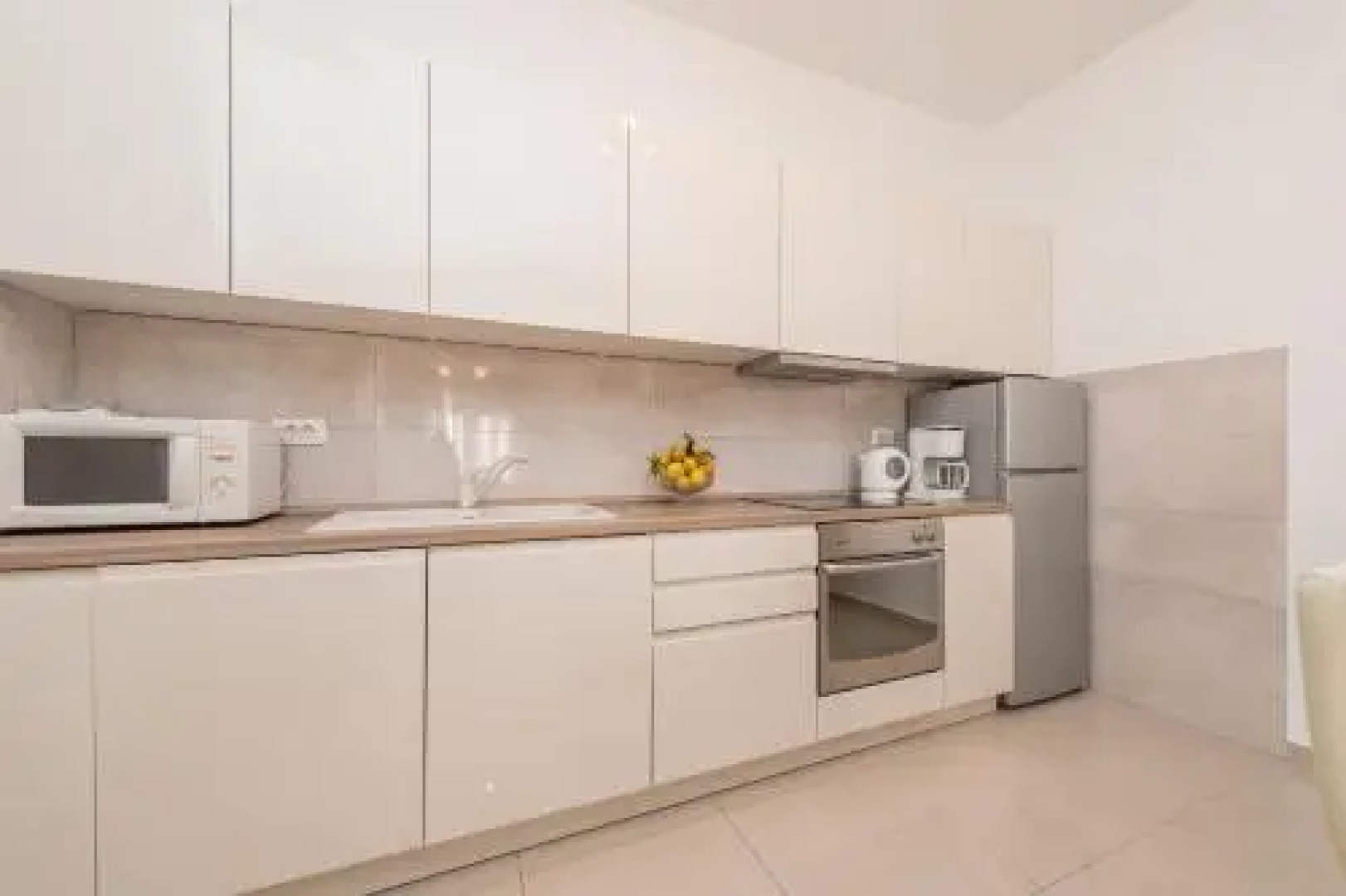 Six-Bedroom Holiday Home in Bibinje