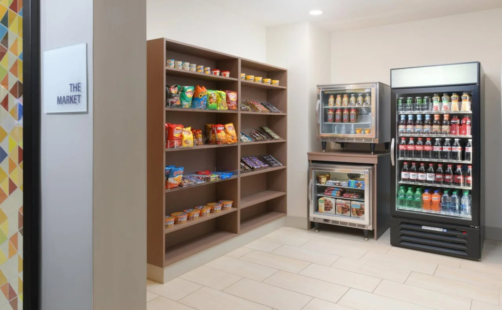 Holiday Inn Express Hotel & Suites MAGNOLIA-LAKE COLUMBIA