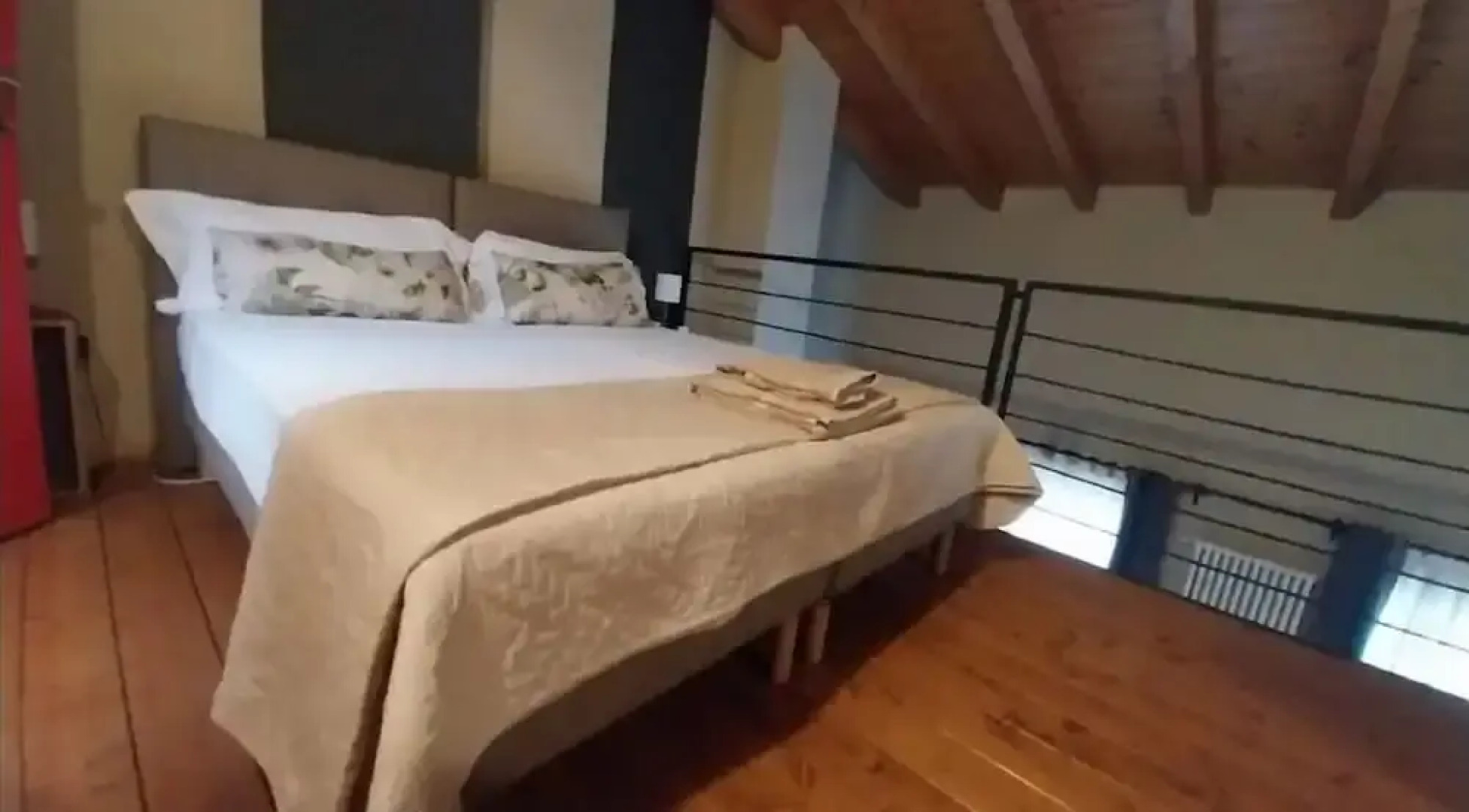 Apartment in Iseo With Swimming Pool