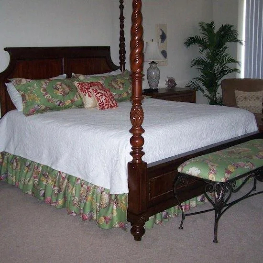 Hidden Dunes Condominiums