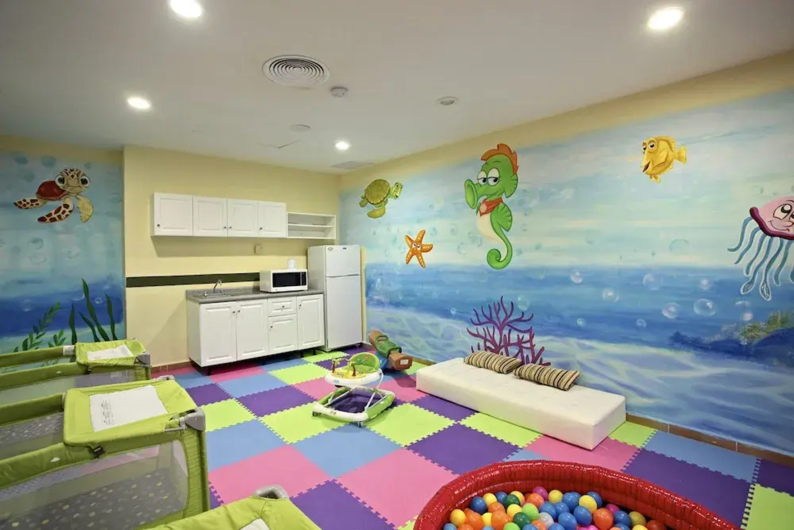 Bahia Principe Vacation Rentals-Green 3-Two-Bedroom Villas