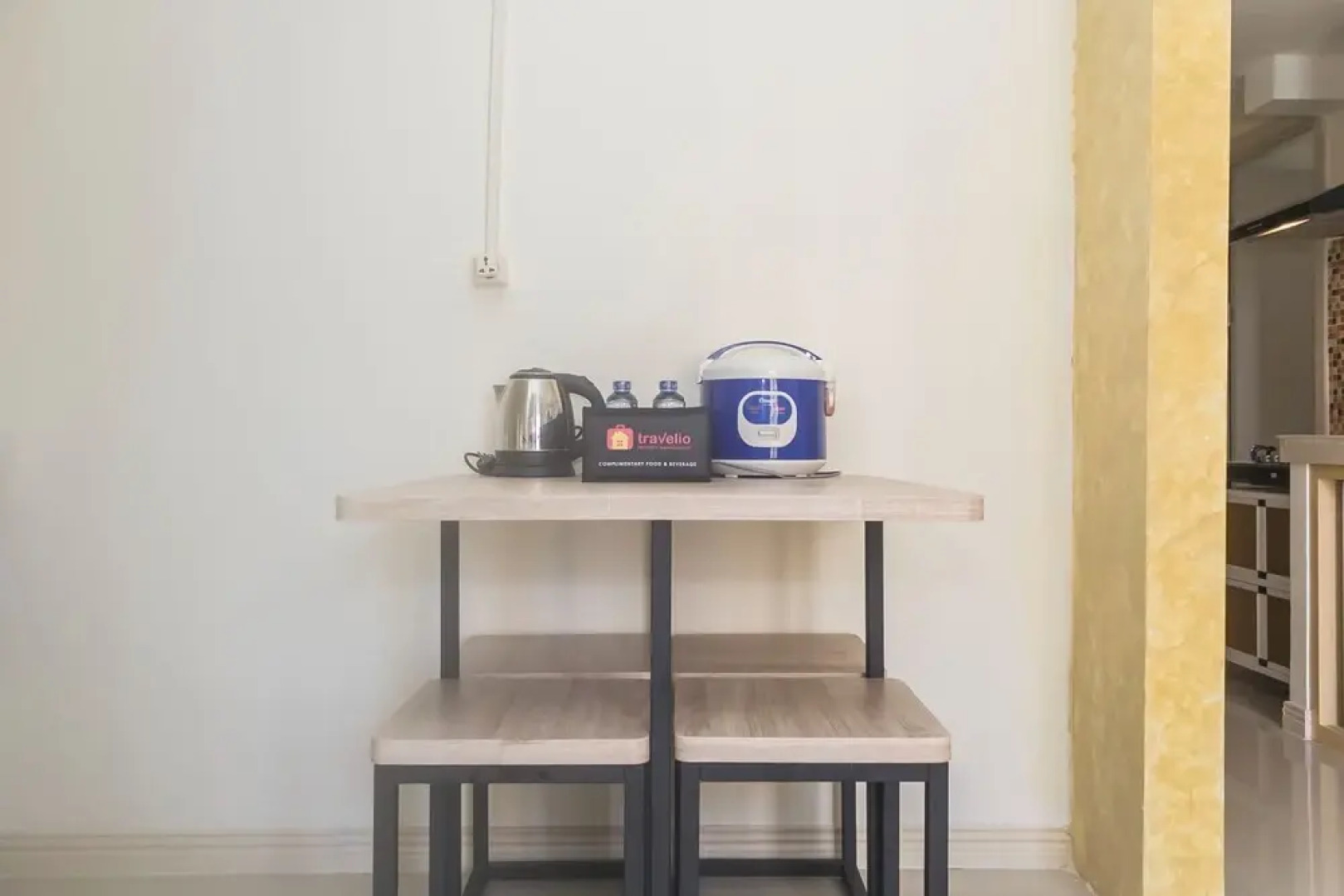 Comfort 2Br At Meikarta Apartment