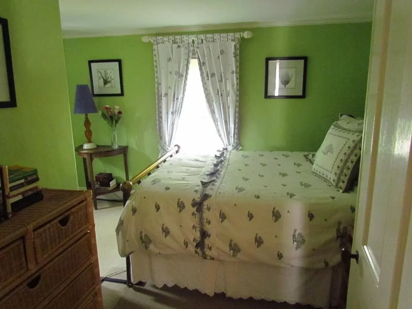 Lorraine Parish Bedroom Suites