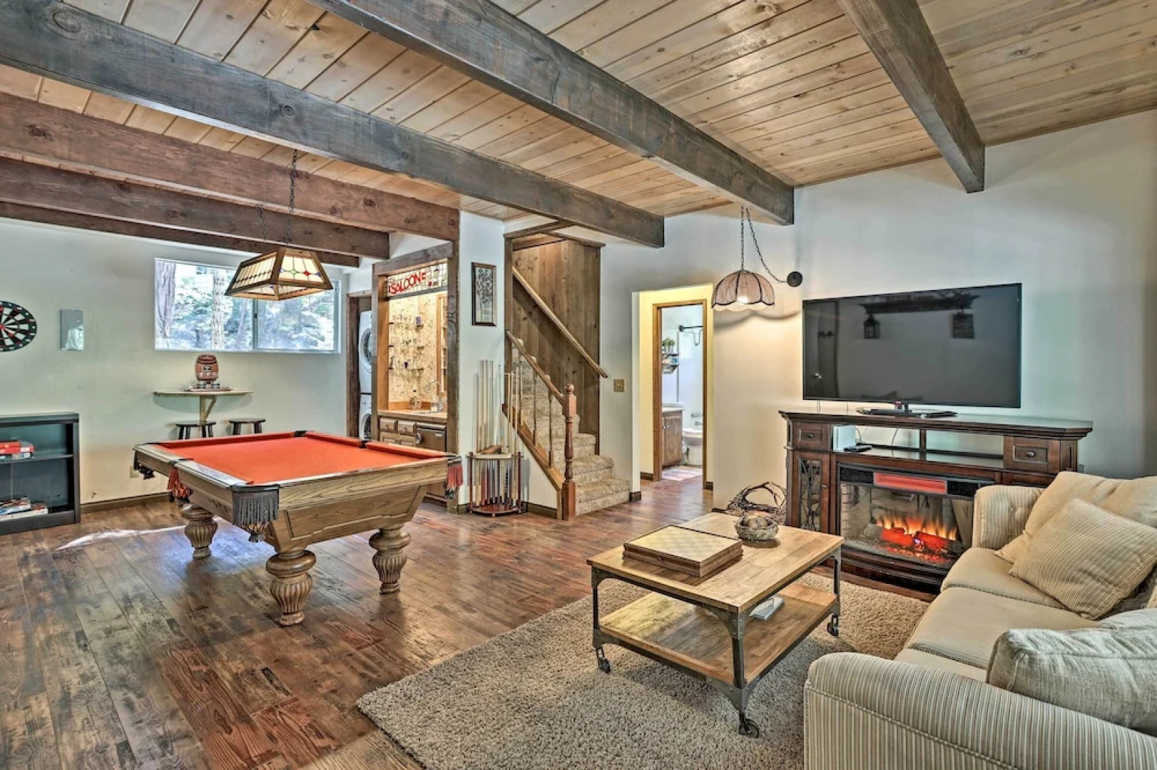 Stunning Mountain-top Getaway w/ Multi-level Decks