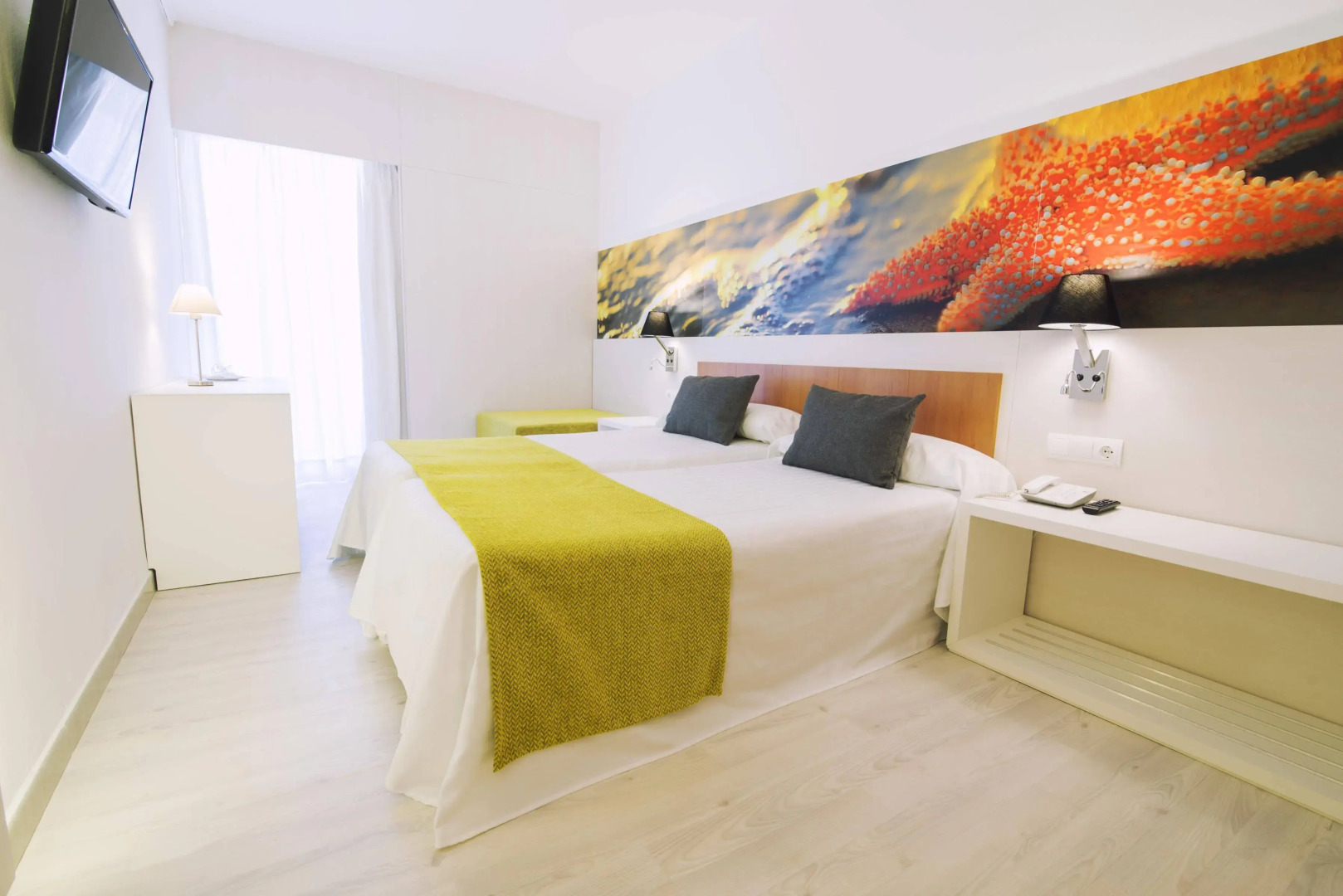 azuLine Hotel Pacific