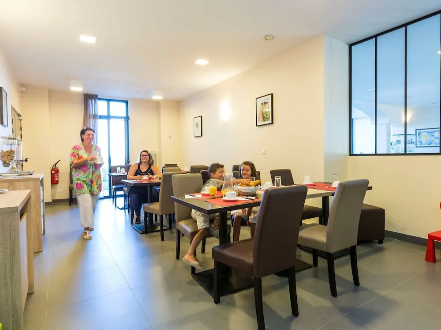 Comfortable Apartment With one Sleeping Cabin Near the Beach