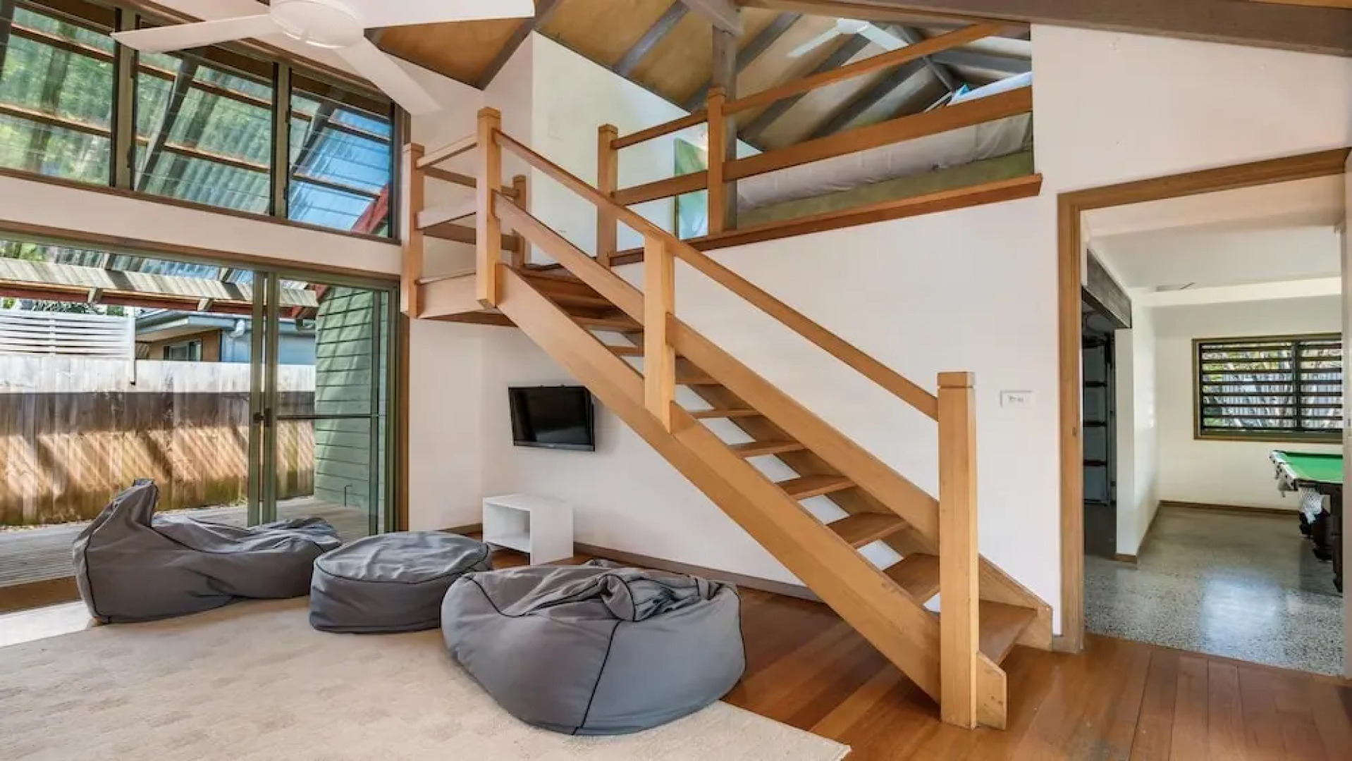 Kintamaya On The Beach