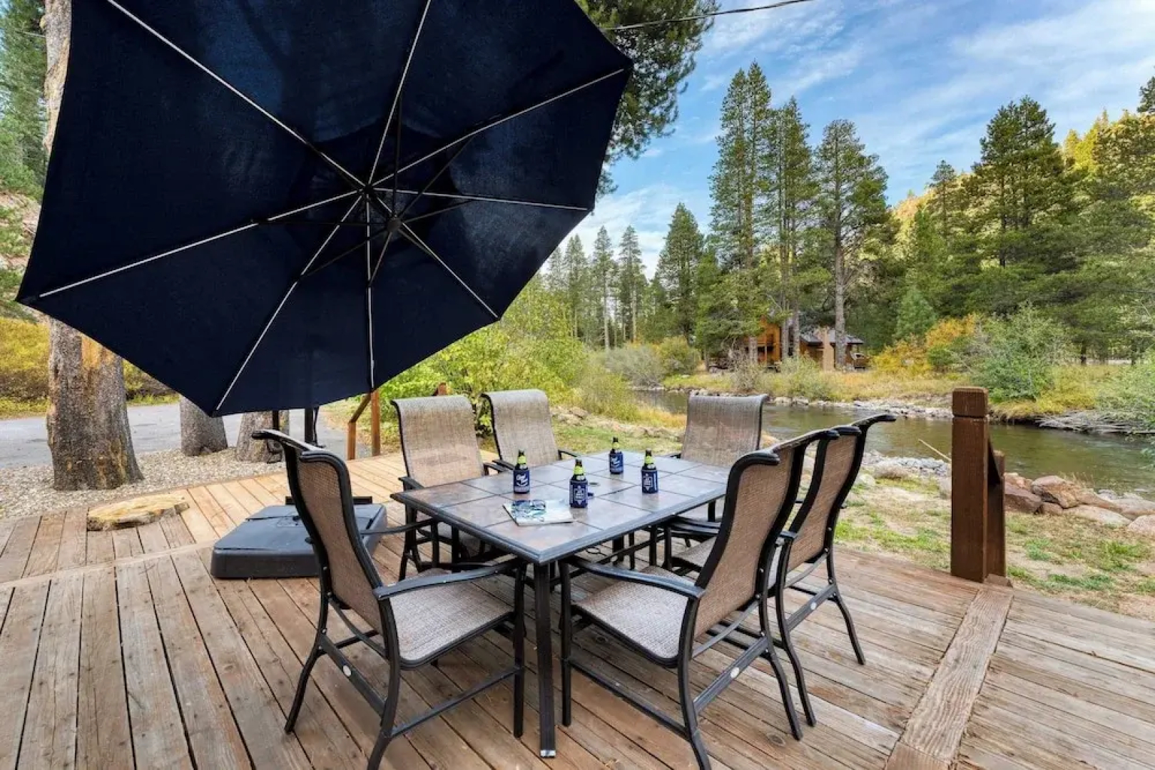 Riversong Lodge by Avantstay Sauna + Hot Tub On The Truckee River