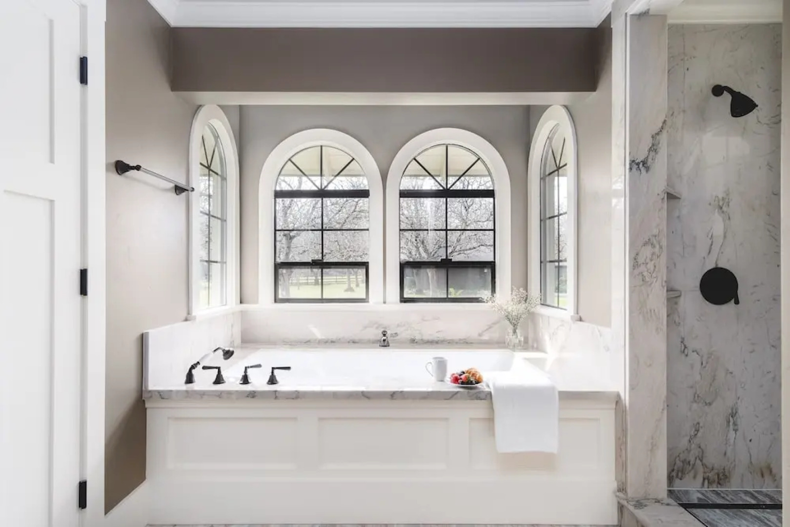 Wellington by Avantstay Secluded Wine Country Estate w/ Gorgeous Mtn Views