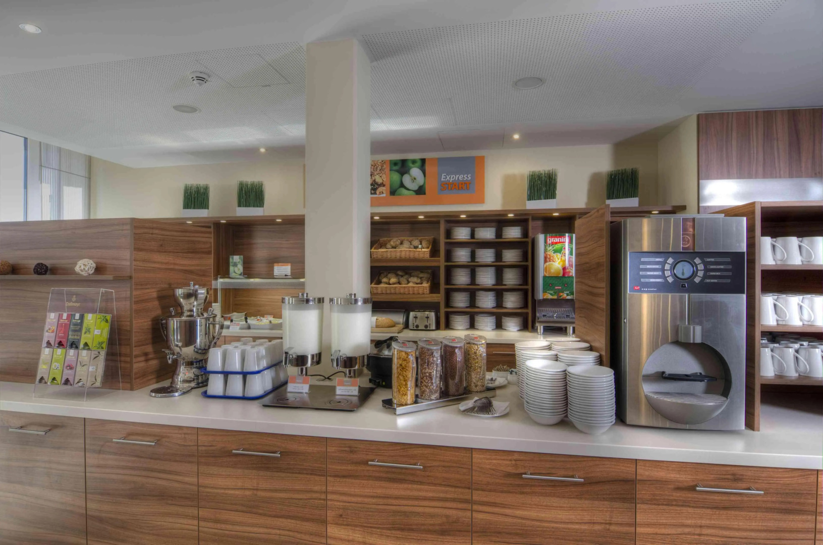 Premier Inn Heidelberg City Zentrum Hotel