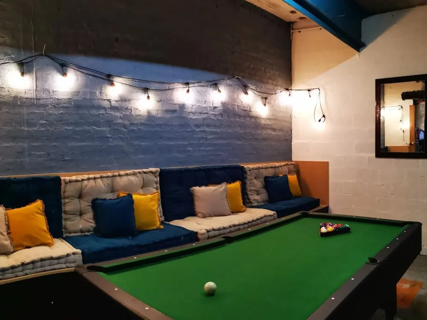 Luxurious Holiday Home in Hamoir With Terrace