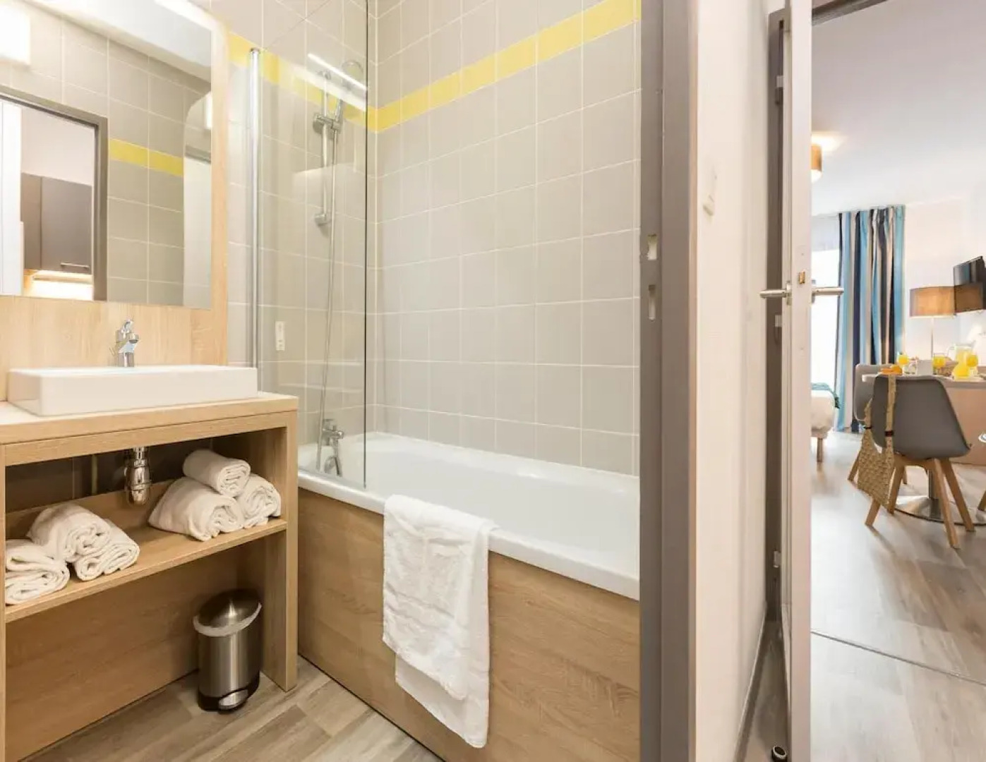 Apartment in La Rochelle Near the Beach