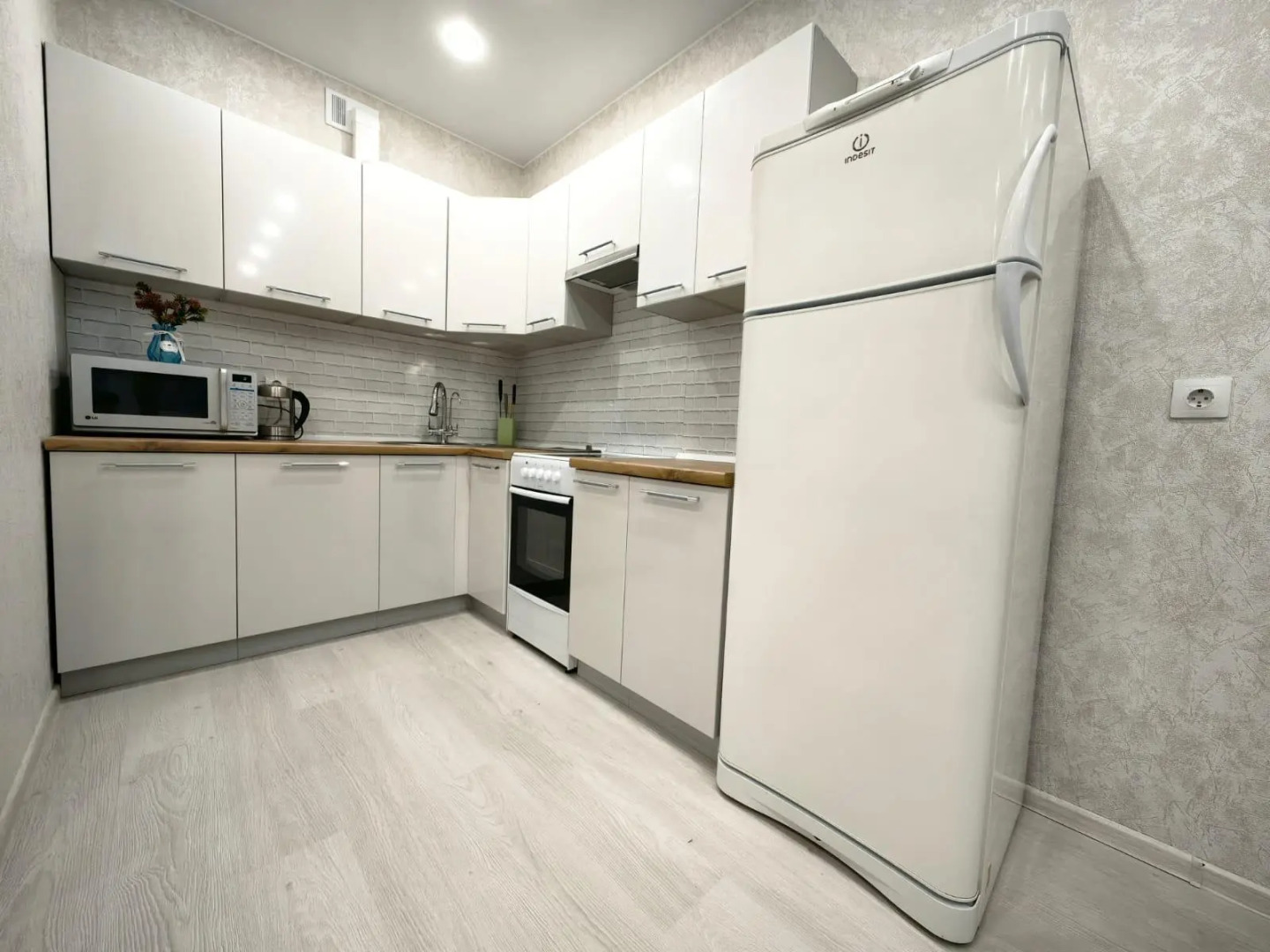 Like Home (Лайк Хоум) улице на Ломоносова 3