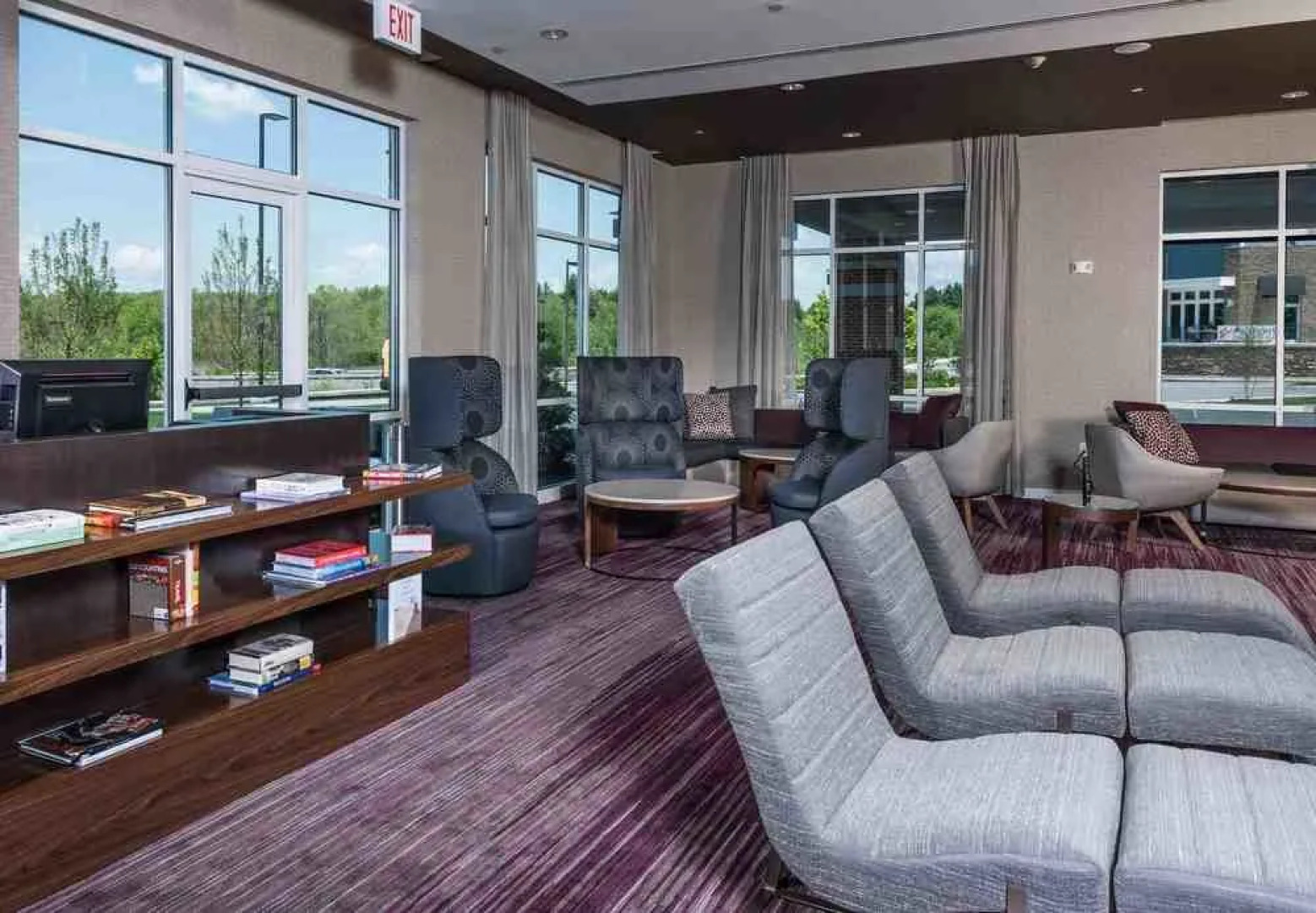 Courtyard Boston Littleton