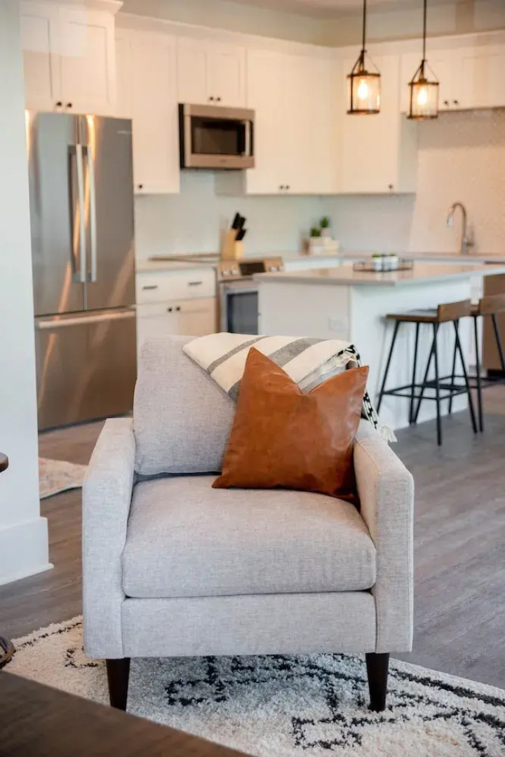 Evergreen at Main & Pine