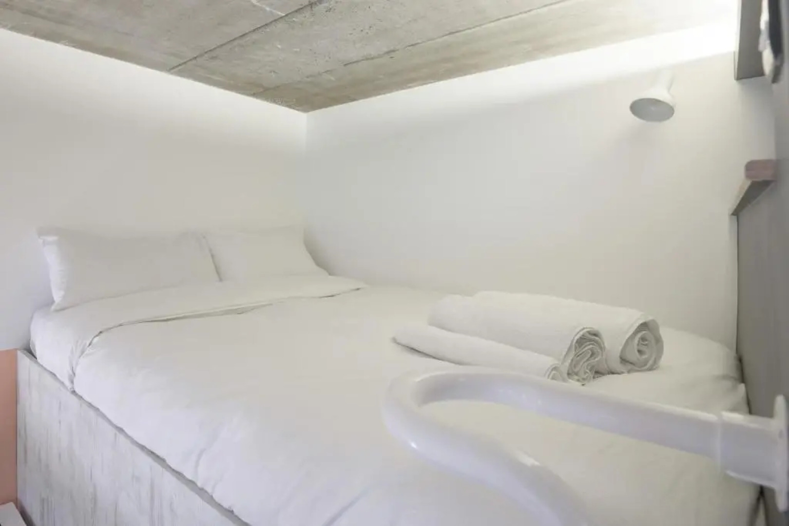 room2 Southampton Hometel