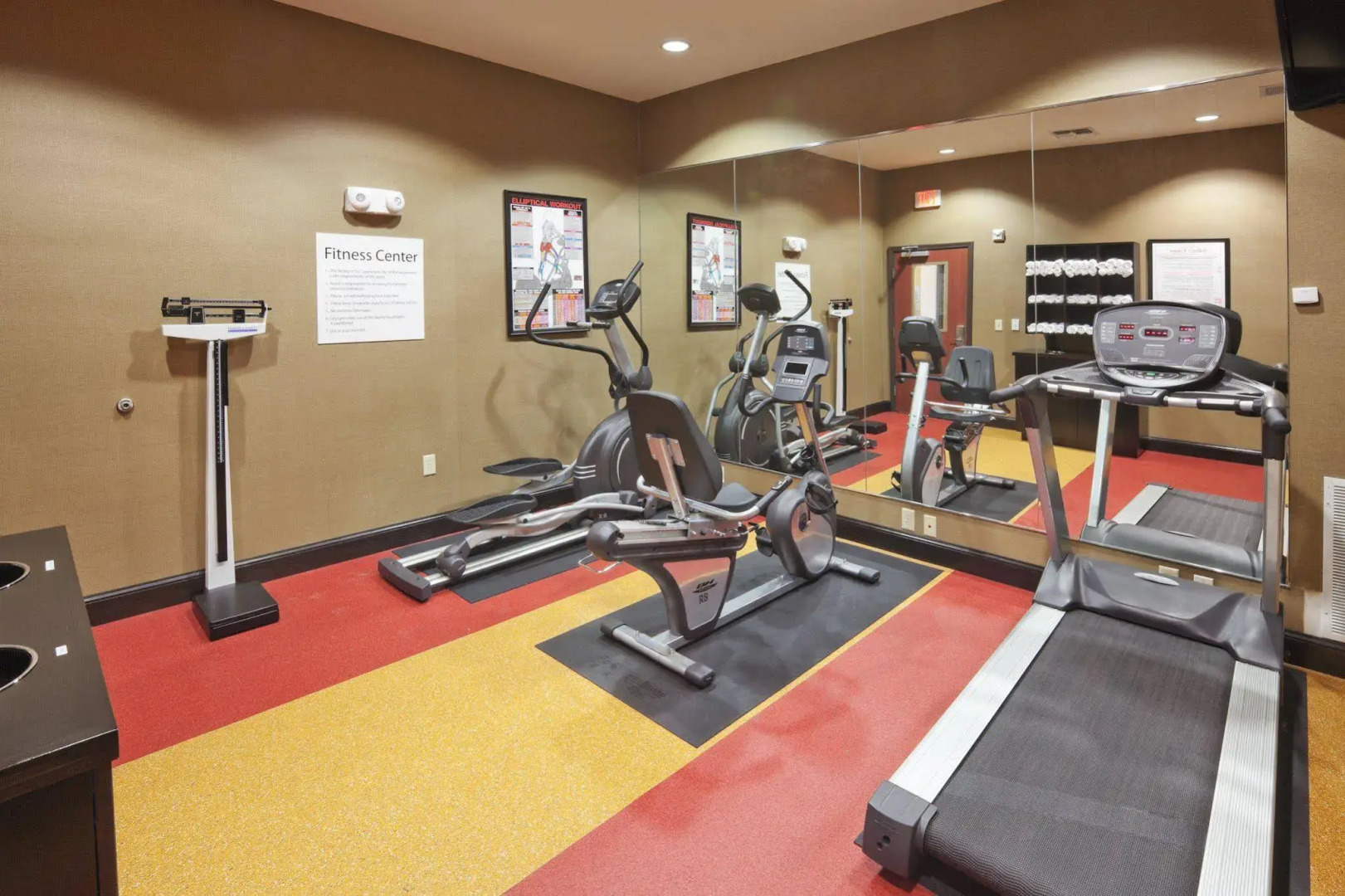 Holiday Inn Express & Suites Denton North by IHG